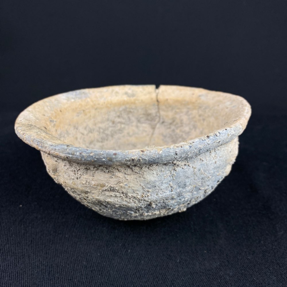 A cup from the Ban Na Di site of terracotta from Thailand, 2700-3400 yrs old