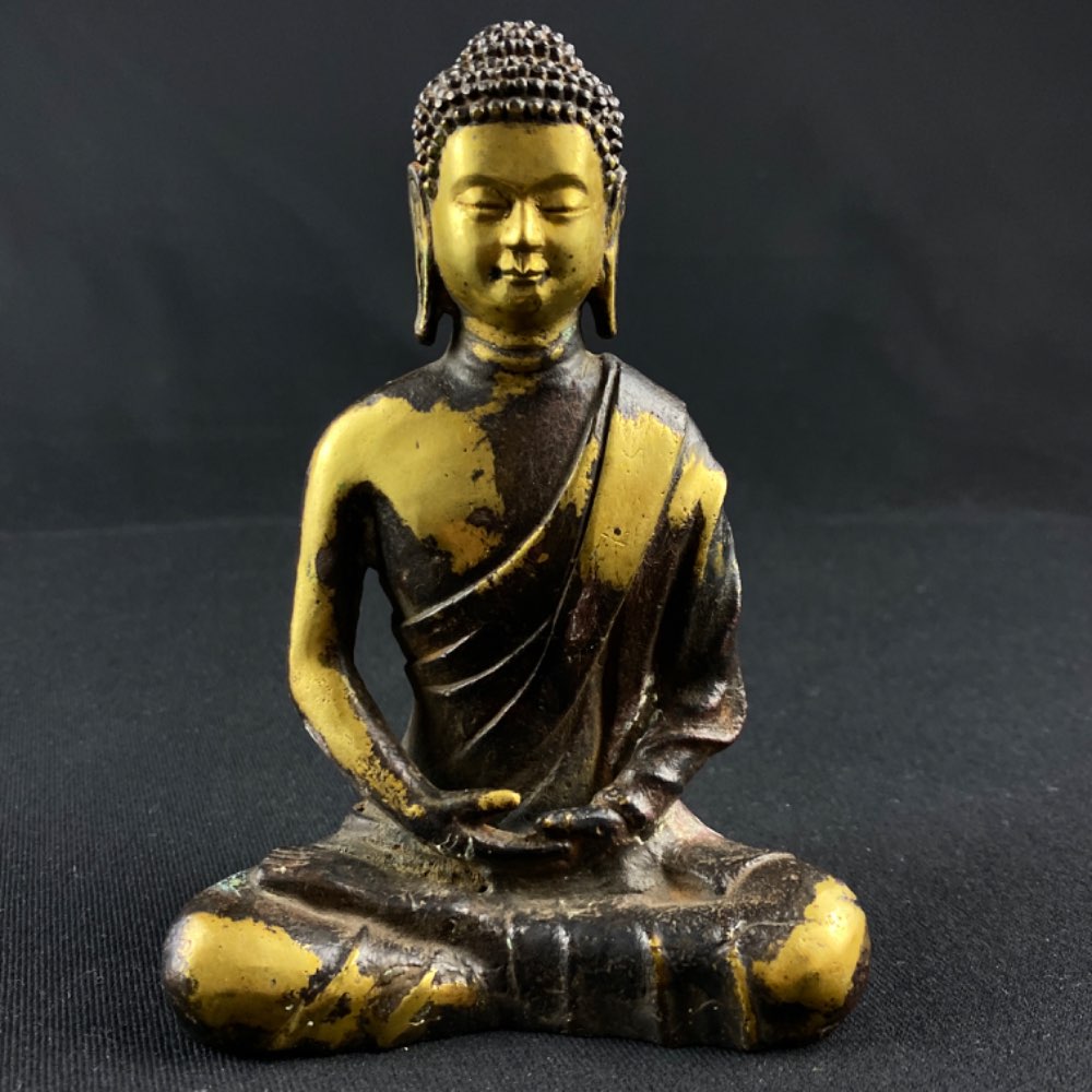 A rare bronze gilded Buddha from the early Qing Dynasty