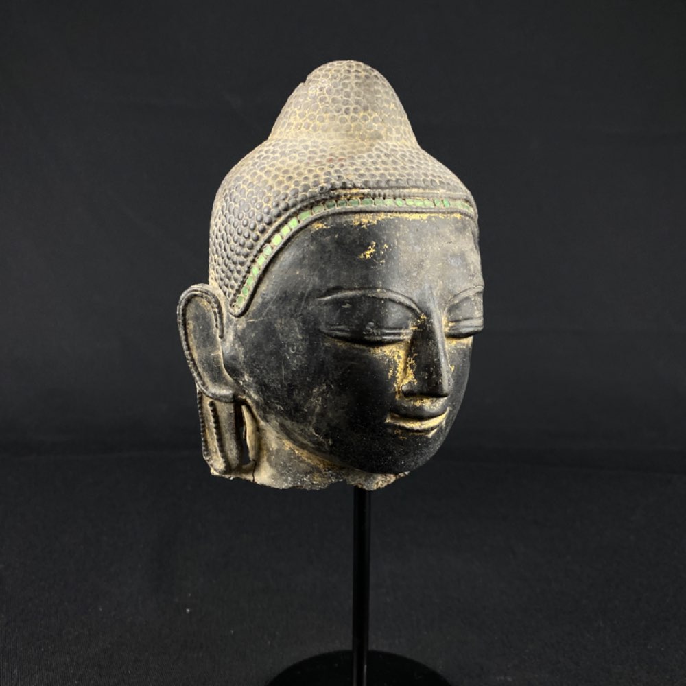 Arakan Buddha head of lacquer, 17-18th century Myanmar