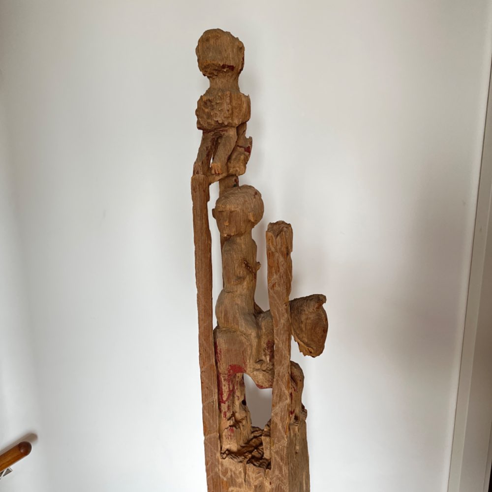 Beautiful Wooden Chin state totem from Burma, 18th-19th century