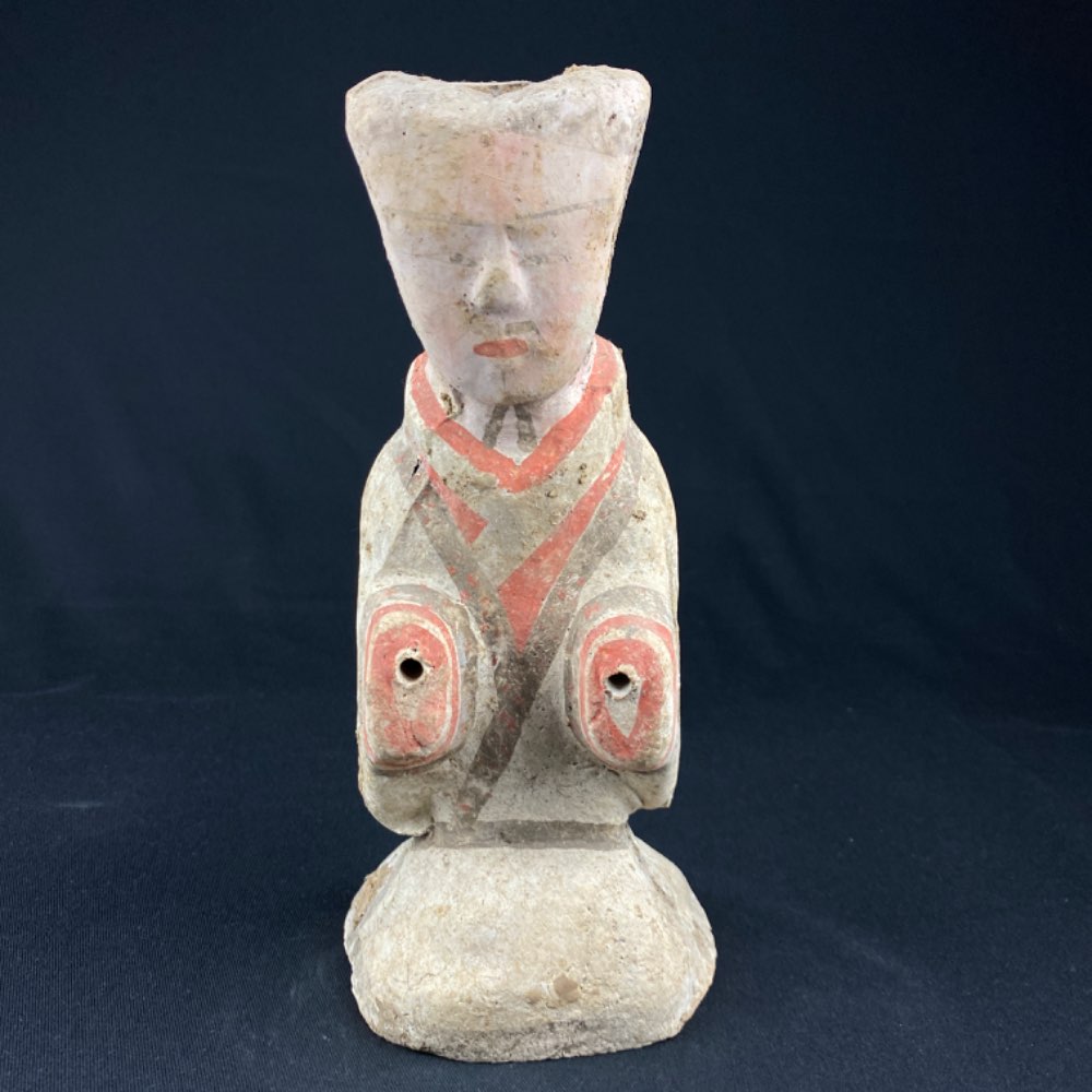 Han Dynasty male court attendant of terracotta