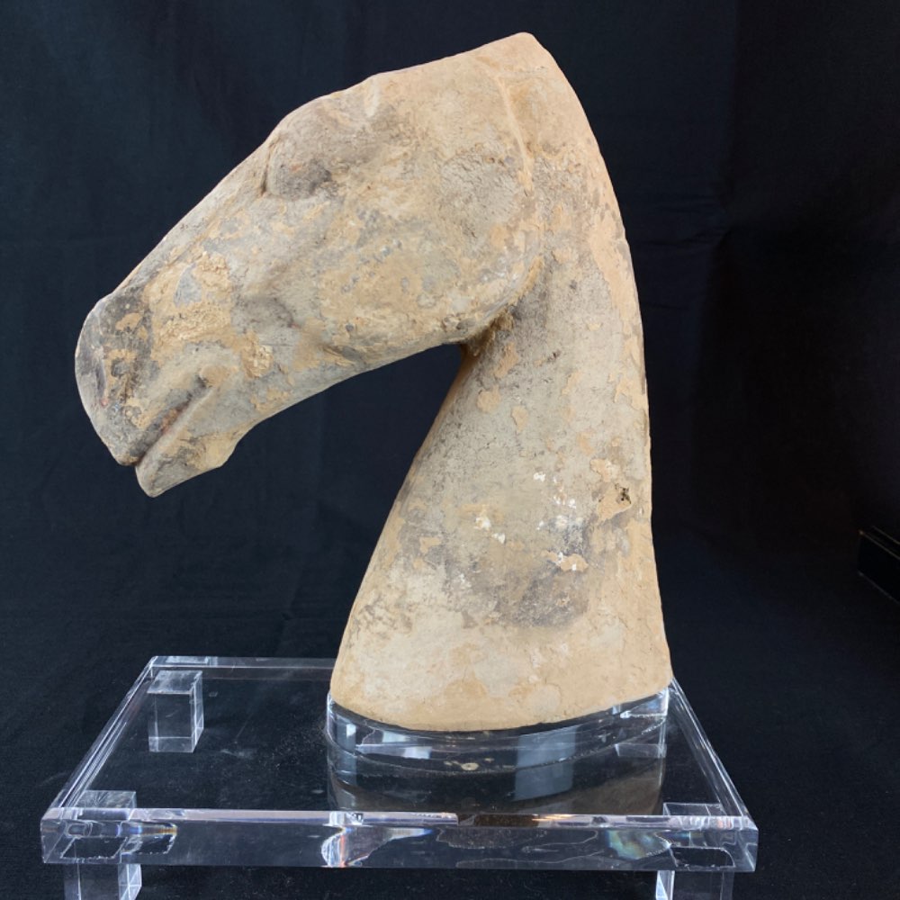 Large horse head of Han Dynasty in terracotta, TL tested