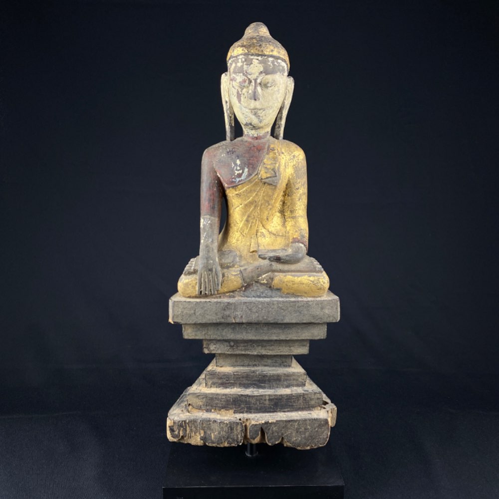 Shan Buddha in wood 19th century Myanmar