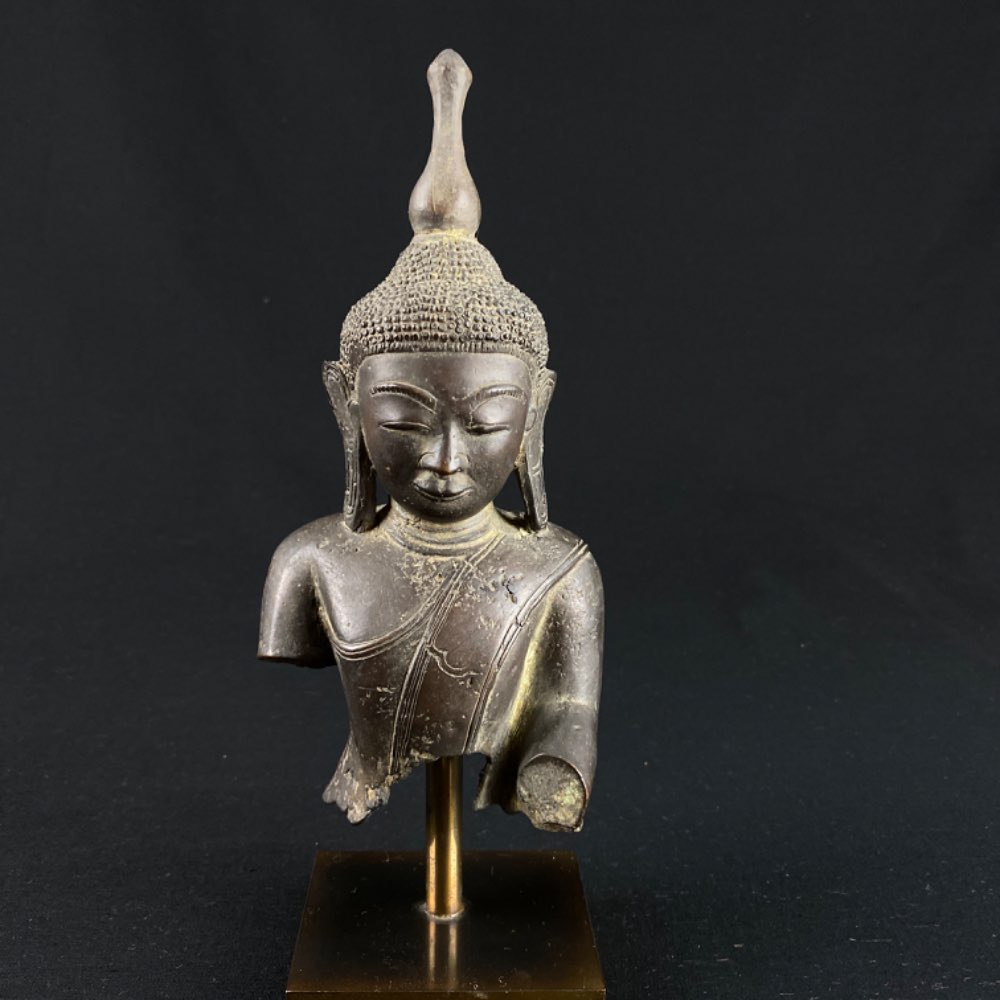 Shan Buddha of bronze, 17-18th century Myanmar