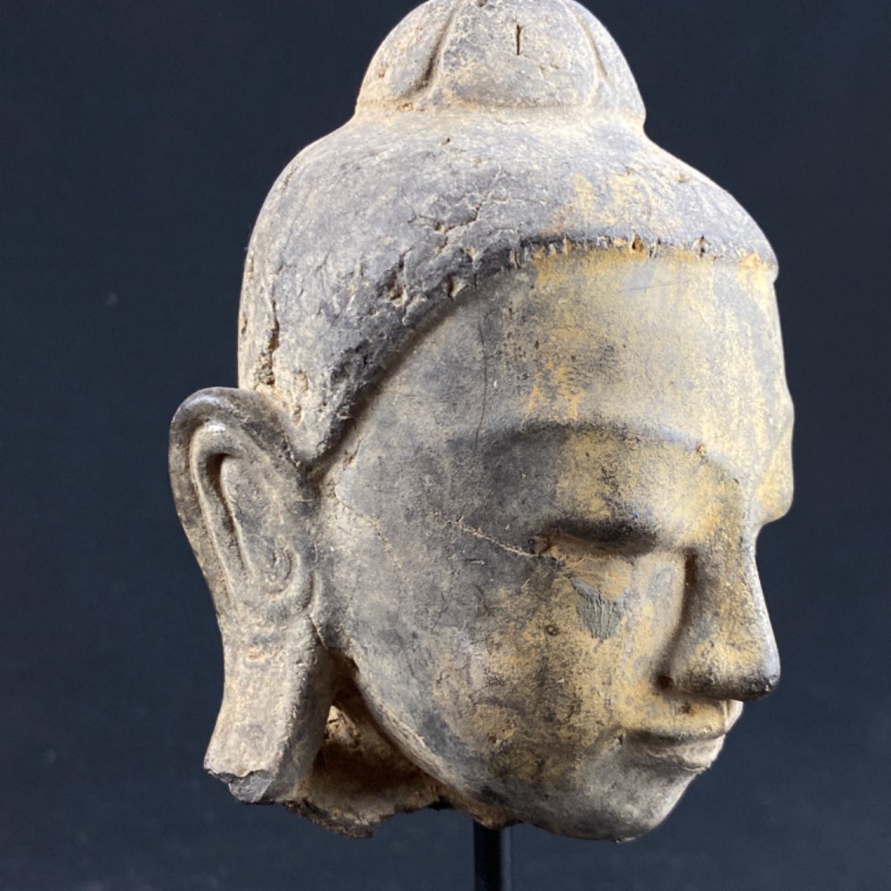 Shan Buddha's head of lacquer 17th-18th century