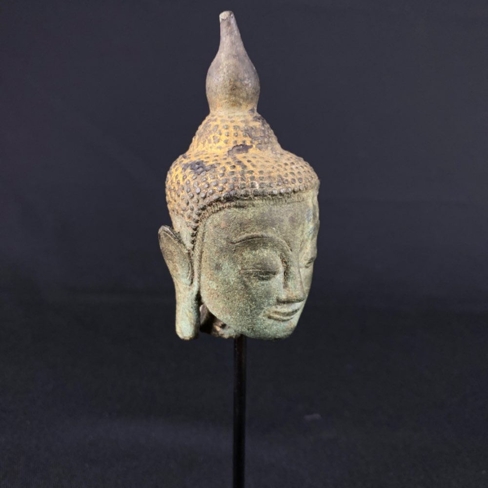 Shan Myanmar Buddha head of bronze, 17-18th century