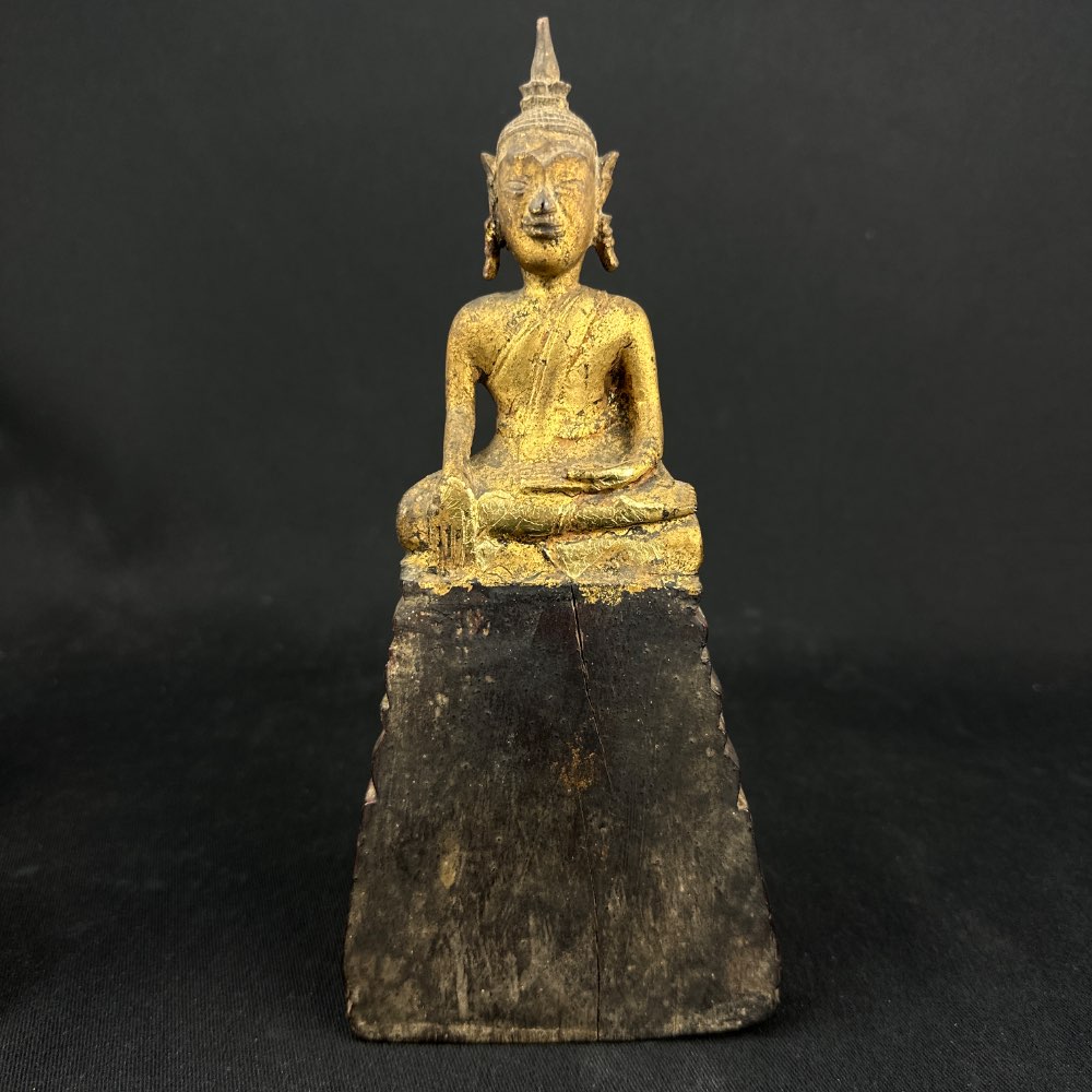 Thai Ayutthaya wooden Buddha, 18th century